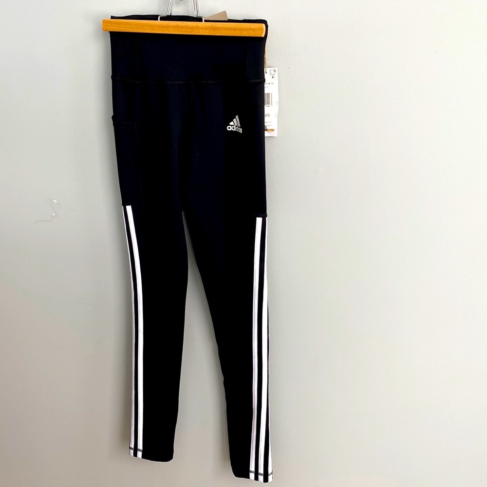 Adidas 7/8 length three stripe legging NWT size XS women’s